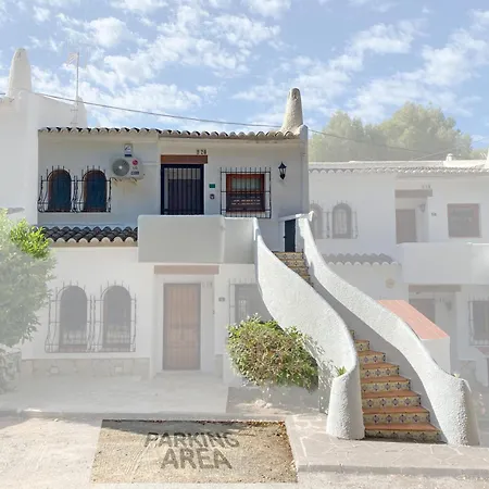 La Casita Del *
